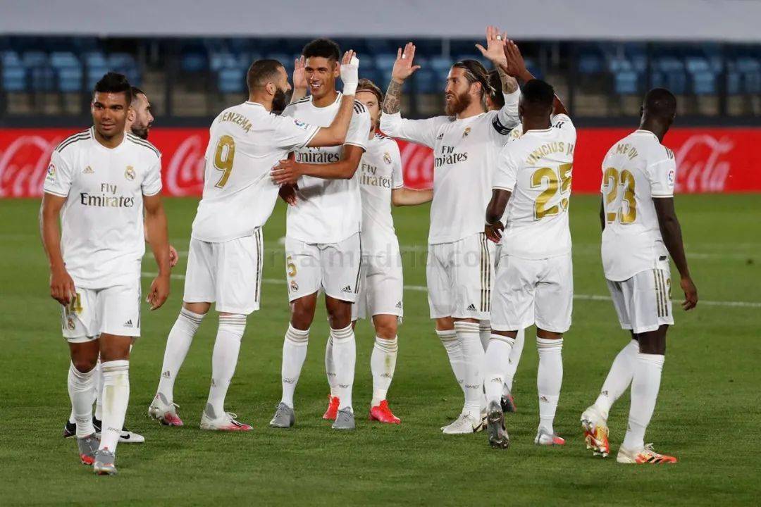 这队的球风真的太好看了