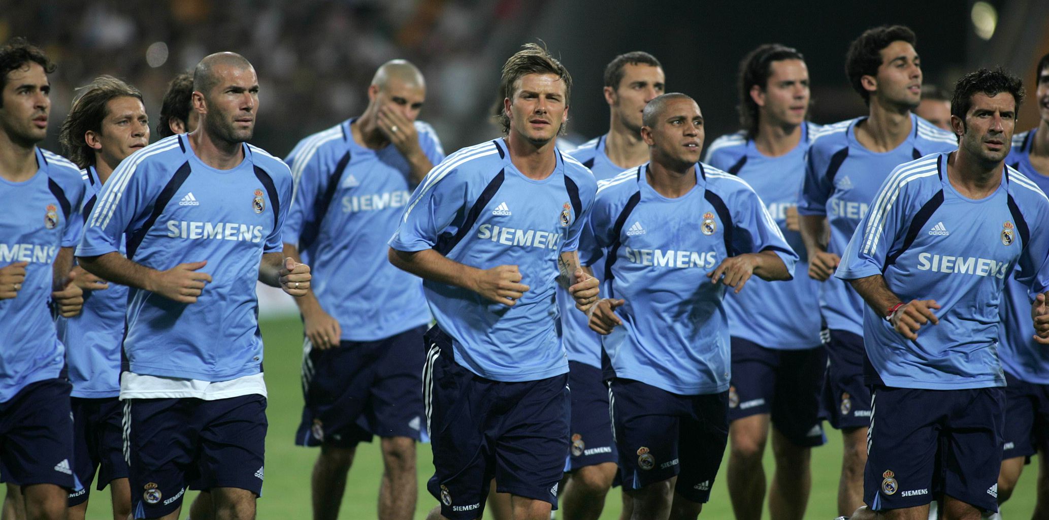 经纪人：若有球队有意圣地亚哥很正常，但他没离开米兰的想法（经纪人：有球队青睐圣地亚哥很正常，但他不打算离开米兰）