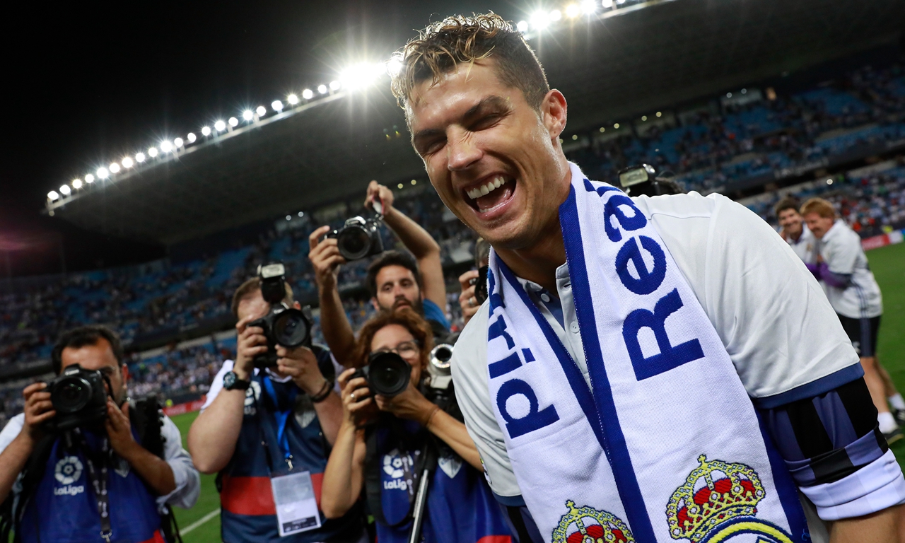 意天空：德罗西接近执教热那亚，双方初步签约至明年6月（意天空：德罗西接近执掌热那亚，双方拟签约至明年6月）