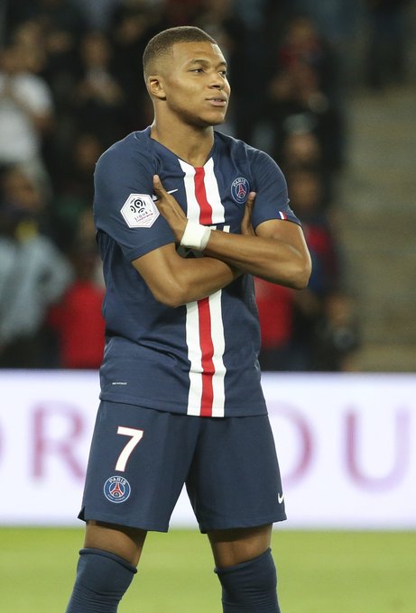 世体：赫伊森和卡马文加今日接受评估，以确定能否踢周末联赛（世体：赫伊森与卡马文加今接受评估，能否出战周末联赛待定）