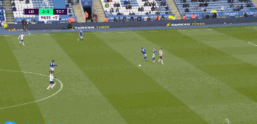 安东尼绝了！反击挑射破门+4天造4球，率队2-0进欧联前8争冠大热（安东尼状态爆棚！反击挑射破门，4天造4球，带队2-0晋级欧联八强成夺冠热门）