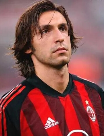 经纪人：那不勒斯今夏也有意博尼，但奥西利奥起了决定性作用（经纪人：那不勒斯夏窗同样有意博尼，奥西利奥起到关键作用）