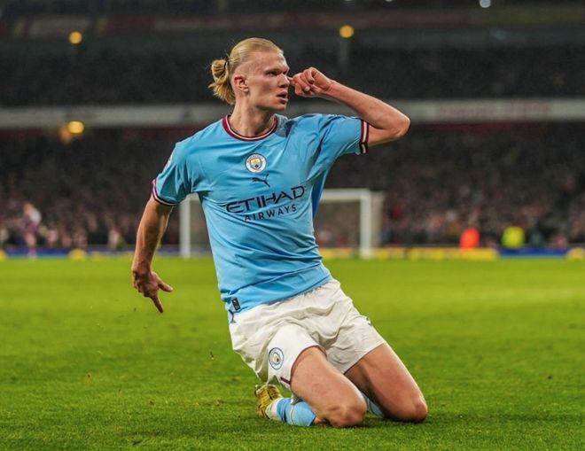 莫雷托：尤文只有可能在夏窗追托纳利；冬窗或夏窗肯定买中卫（莫雷托：尤文追托纳利仅限夏窗，冬夏转会窗必引进中卫）