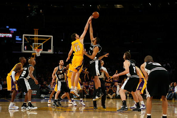 邓弗里斯：老图拉姆是我的偶像；生涯早期我不是最出色的球员（邓弗里斯：老图拉姆是我的榜样；职业初期我并非顶尖）