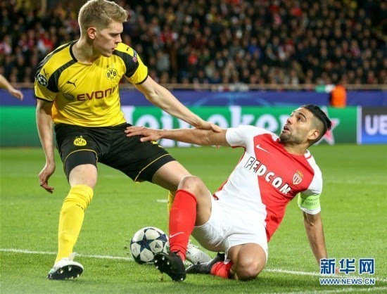 足球评论员如何分析比赛？（足球评论员怎样解读一场比赛？）